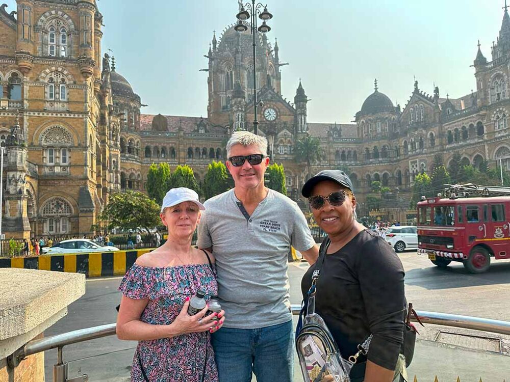 Group Tour Mumbai City & Local Train Experience | At Best Rate